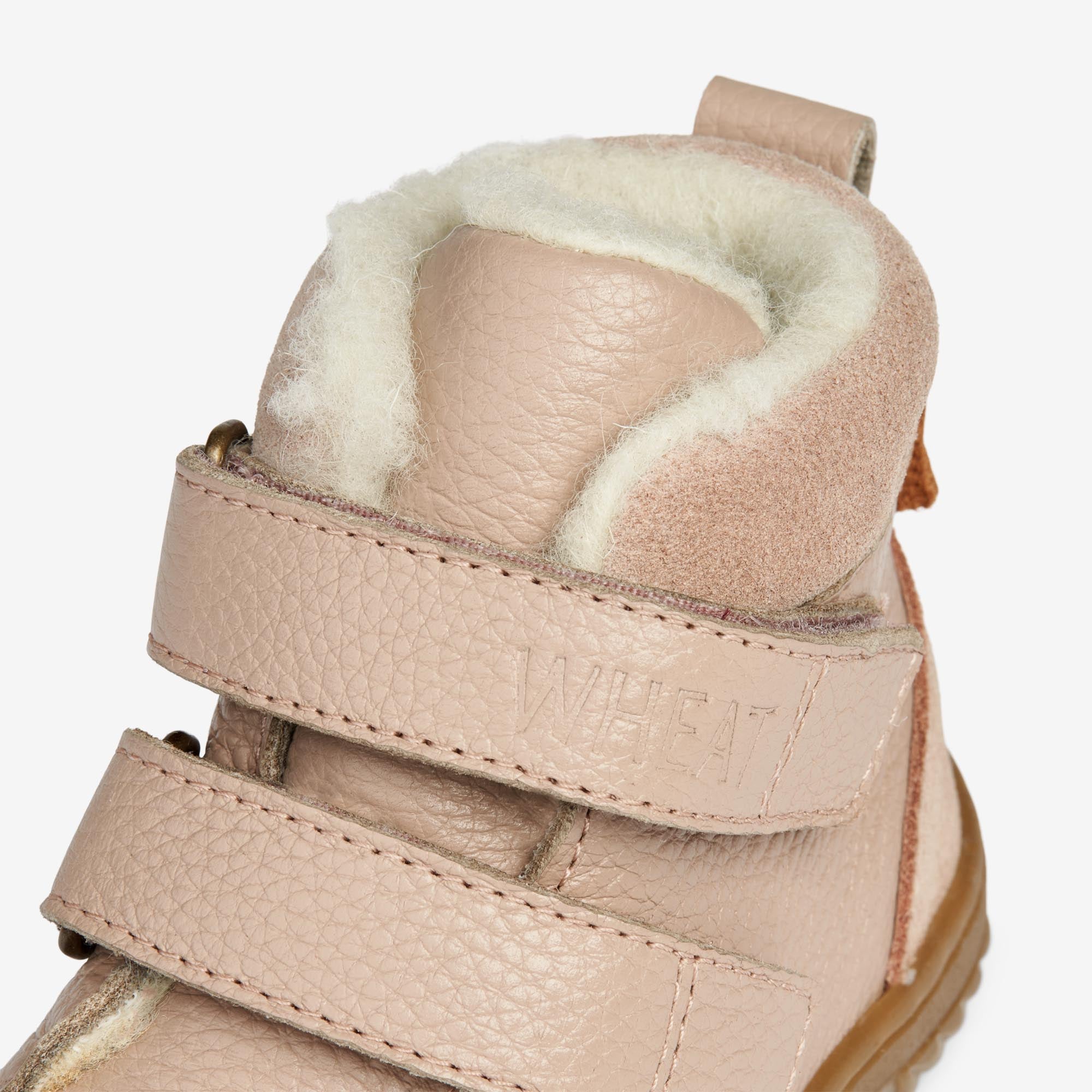 shop-the-best-winterboot-snug-tex-rose-dawn-supply_2.jpg