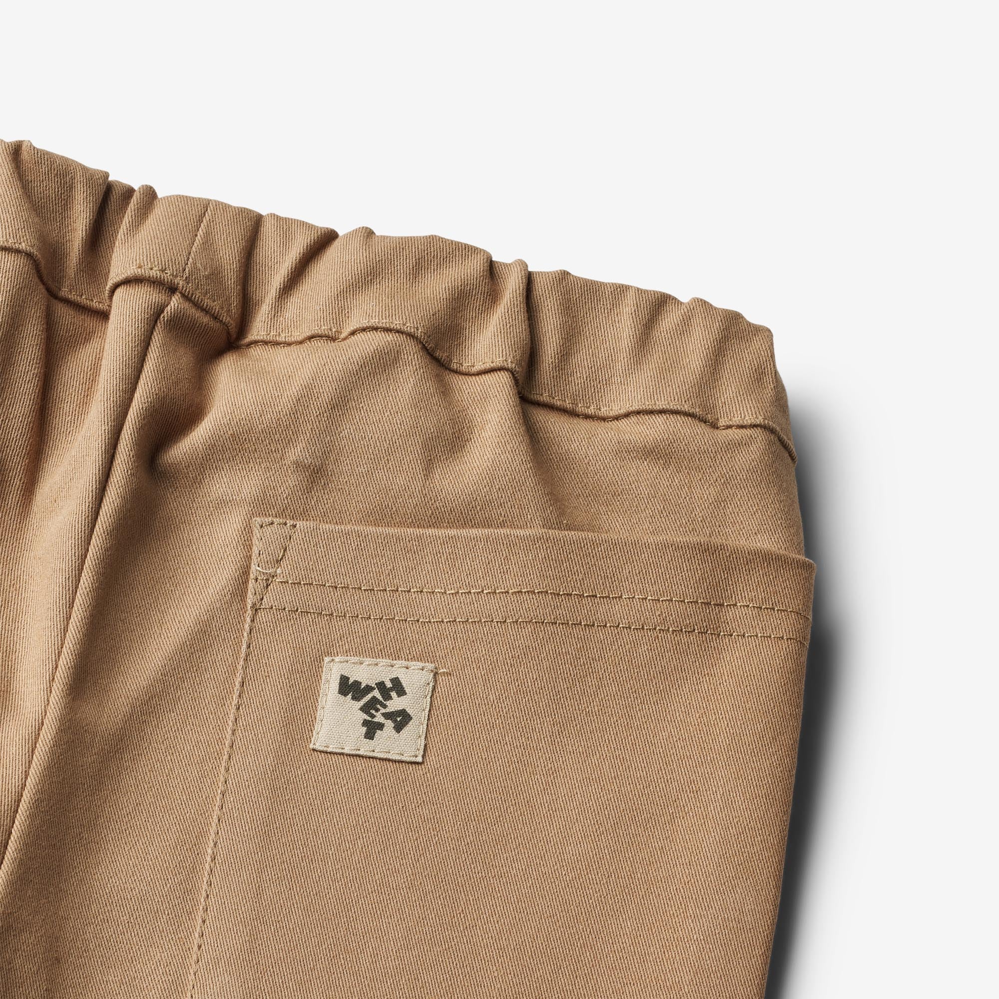 find-trousers-bo-cappuccino-online-now_2.jpg