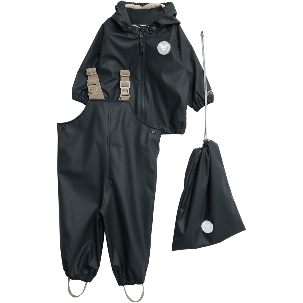 get-your-teams-official-rainwear-charlie-ink-online-now_0.jpg