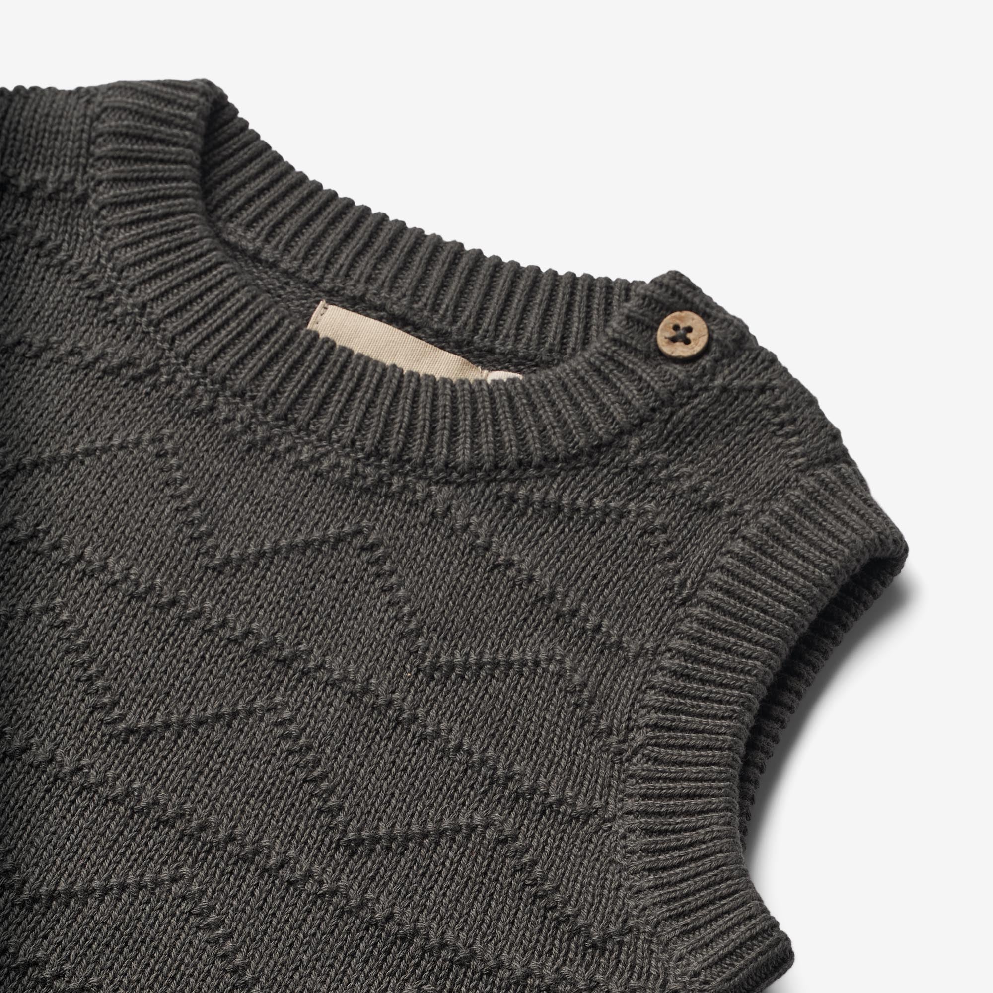 leaking-out-of-your-knit-vest-bobby-raven-supply_2.jpg