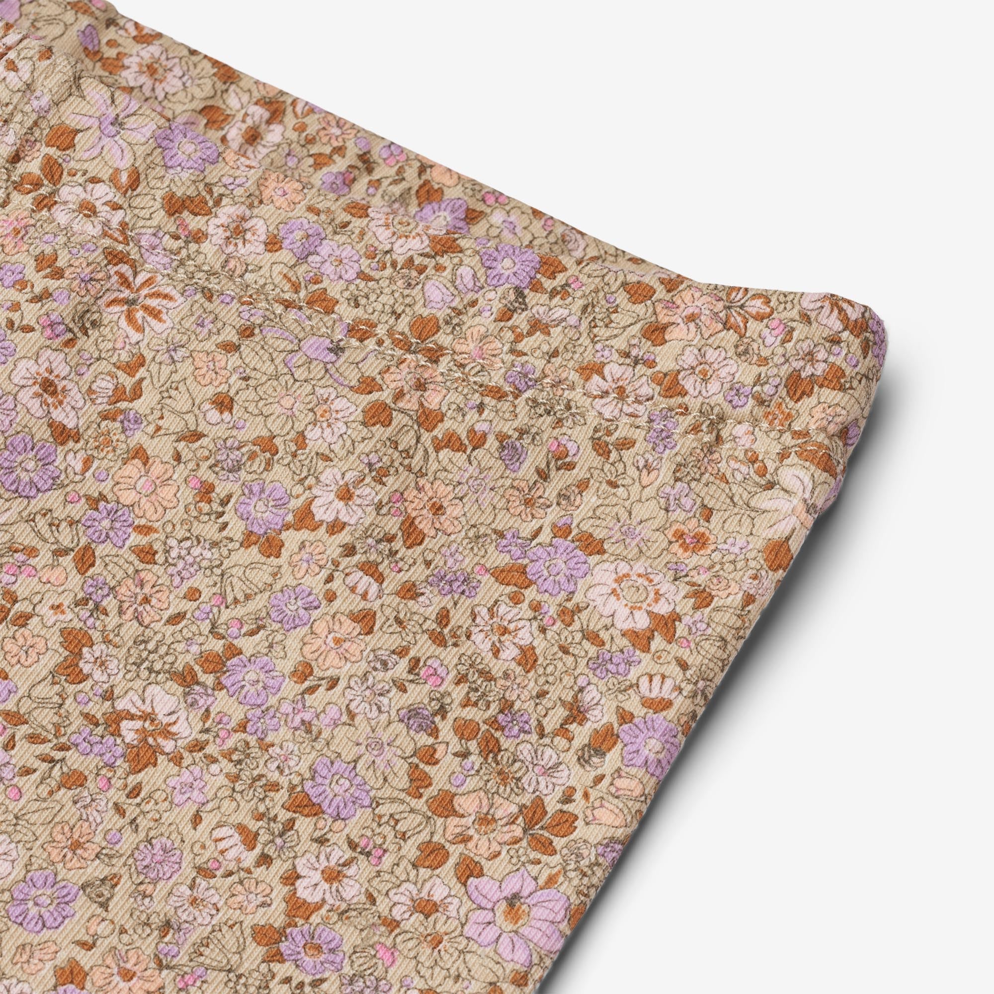 were-making-it-easy-to-buy-and-sell-2-leggings-jules-lilac-flower-meadow-sale_7.jpg