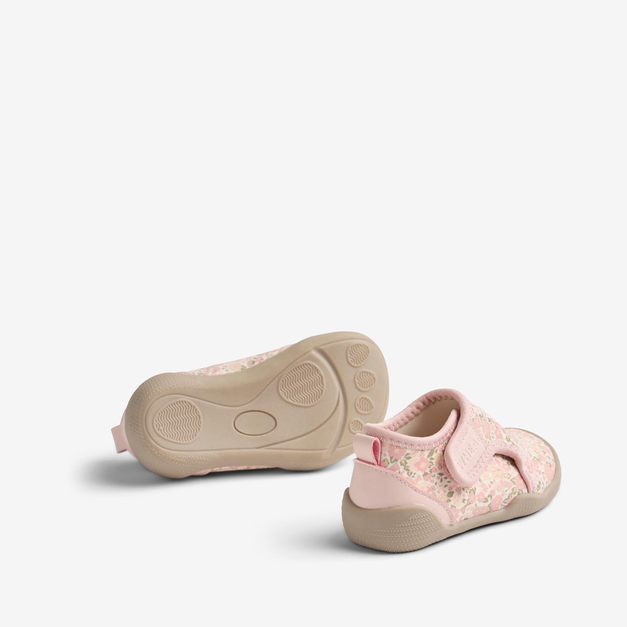 shop-for-pro-beach-shoe-shawn-ivory-flower-meadow-online-now_2.jpg
