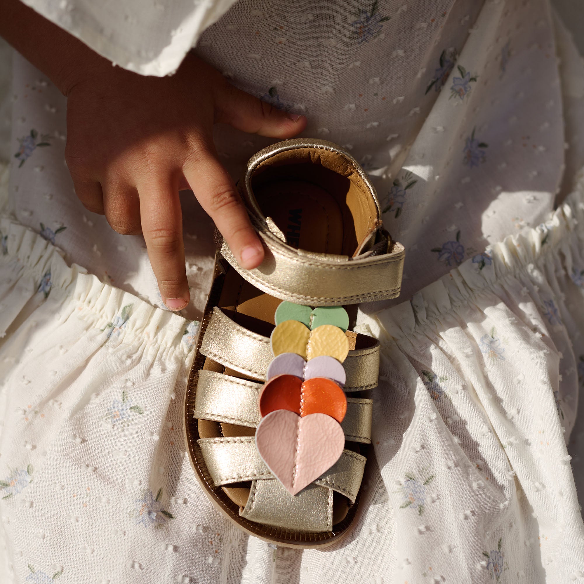 here-at-buy-sandal-hana-light-gold-sale_1.jpg